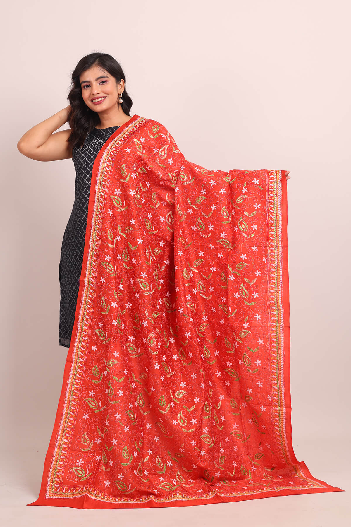 D20-1-2.jpg Orange Floral Pure Silk Kantha Dupatta - Image 1