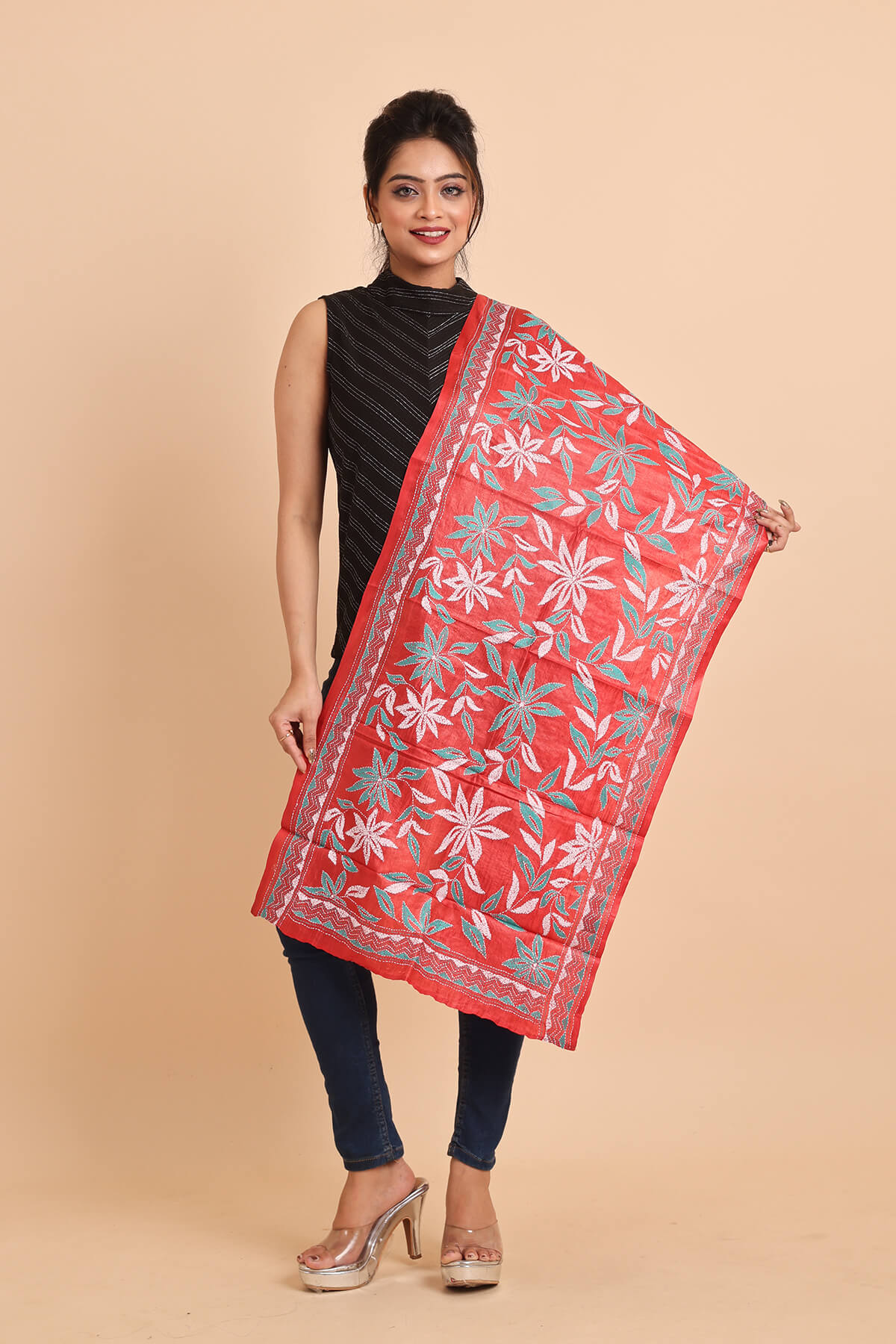 ST14-1.jpg Red Floral Pure Tussar Kantha Stole - Image 1