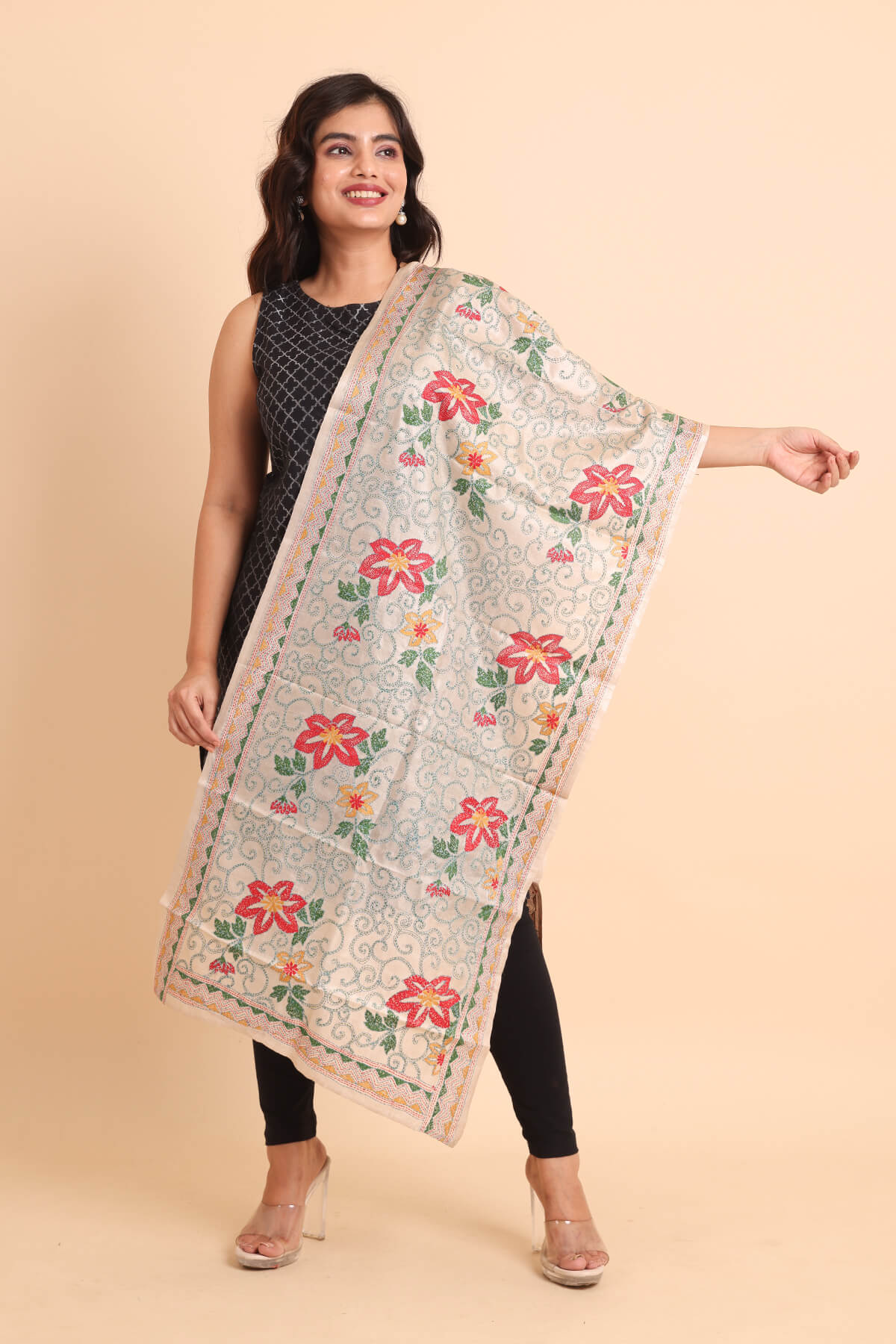 ST33-1.jpg Off White Floral Pure Tussar Kantha Stole - Image 1