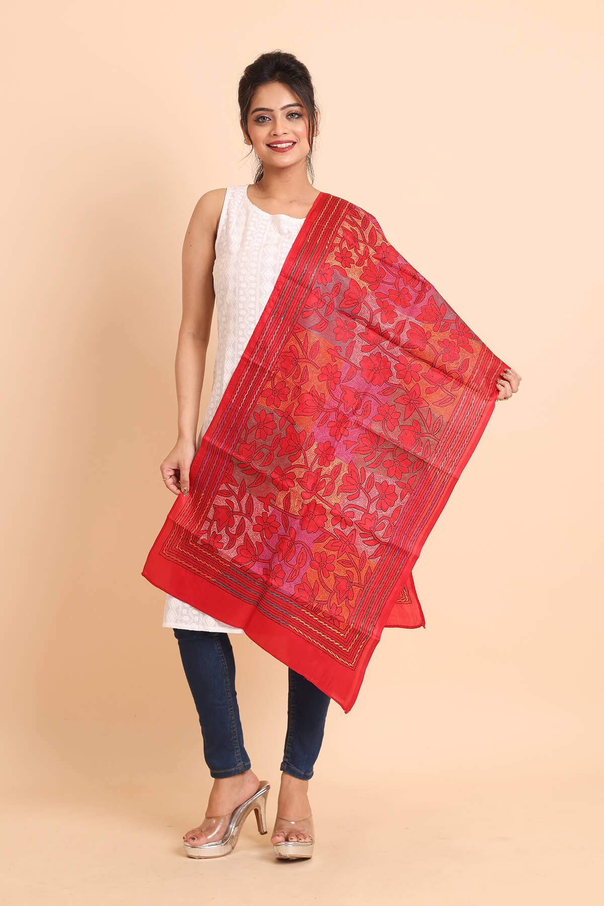 ST5-1.jpg Red Floral Pure Silk Reverse Kantha Stole - Image 1